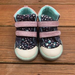 See Kai Run Kya Sneaker Navy Dot Mix